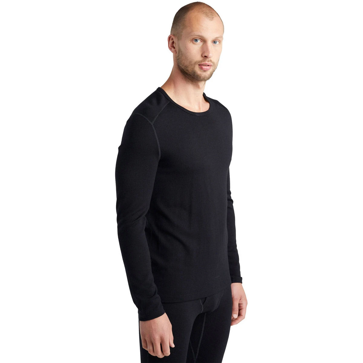 Men's Merino 260 Tech Long Sleeve Crewe Thermal Top Icebreaker Men's Merino 260 Tech Long Sleeve Crewe Thermal Top -Outdoor Equipment Store 104371001 2