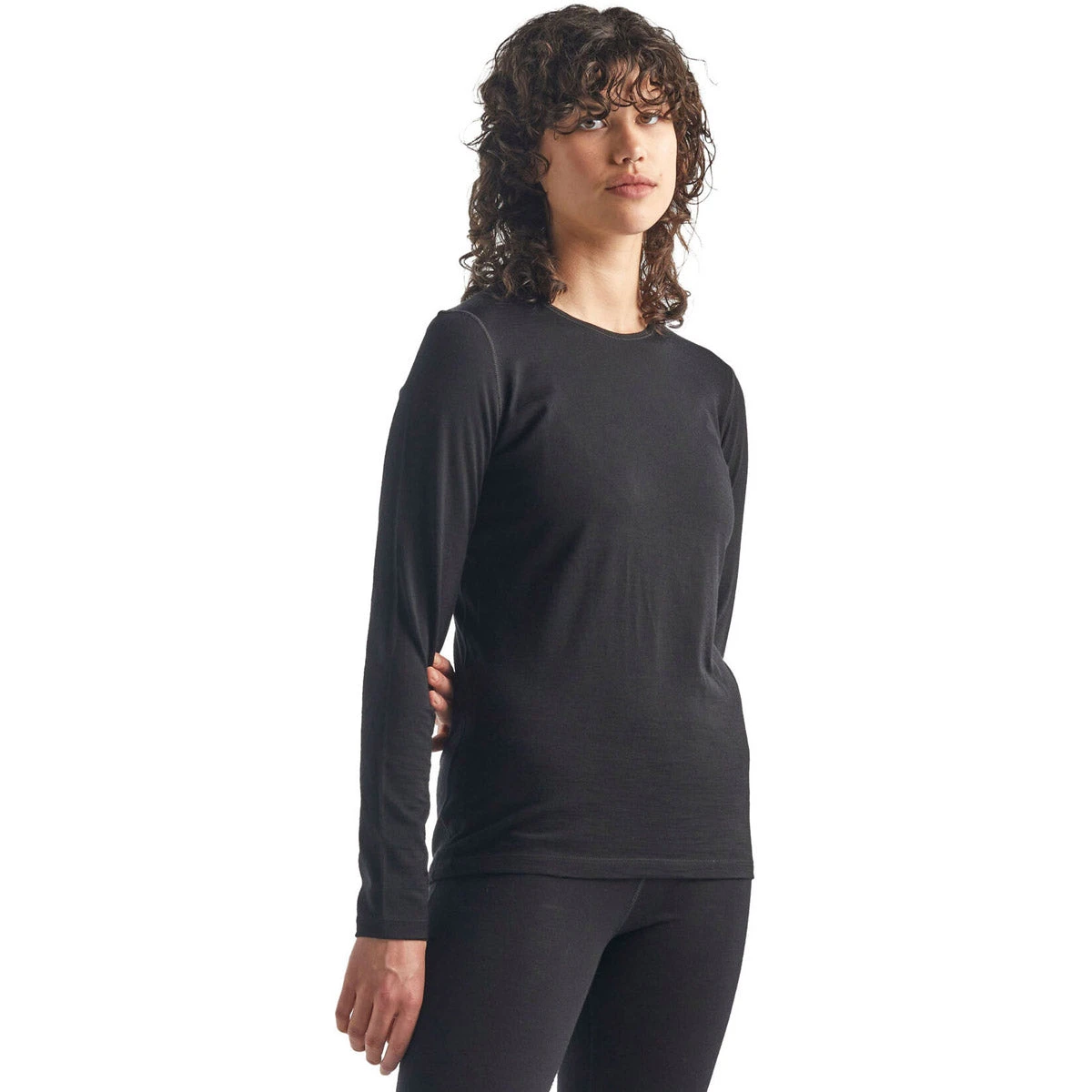 Women's Merino 200 Oasis Long Sleeve Crewe Thermal Top Icebreaker Women's Merino 200 Oasis Long Sleeve Crewe Thermal Top -Outdoor Equipment Store 104375001 2