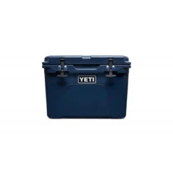 Yeti Tundra 35 Hard Cooler 8 Yeti Tundra 35 Hard Cooler -Outdoor Equipment Store 110 614377 0 image 1188153 1d185691 1030 49a0 9c3d f8fa1d38a885