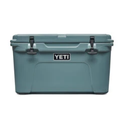 Yeti Tundra 45 Cooler 6 Yeti Tundra 45 Cooler -Outdoor Equipment Store 190394 RiverGreen Cooler Studio Dealers 45 River Green Front 2400x2400 1