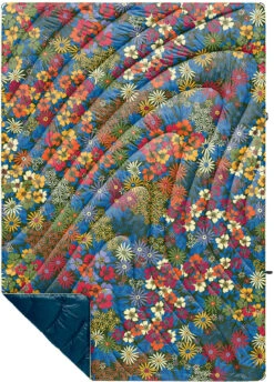 Rumpl Original Puffy Blanket - Printed 1-Person 11 Rumpl Original Puffy Blanket - Printed 1-Person -Outdoor Equipment Store TPPB FC1 1 FLOWER CROWN OGPUFFY 1P FLATLAY bc58675e 2654 496c b97f 682028cc8cb8