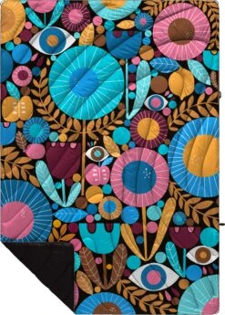 Rumpl Original Puffy Blanket - Printed 1-Person 4 Rumpl Original Puffy Blanket - Printed 1-Person -Outdoor Equipment Store TPPB LC1 1 NIGHT GARDEN LISACONGDON