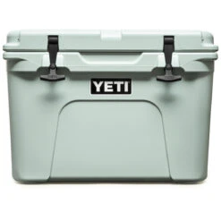 Yeti Tundra 35 Hard Cooler 6 Yeti Tundra 35 Hard Cooler -Outdoor Equipment Store Tundra 35 Sagebrush Front 2400x2400 1