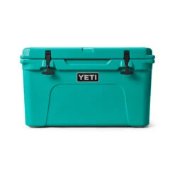 Yeti Tundra 45 Cooler 5 Yeti Tundra 45 Cooler -Outdoor Equipment Store Tundra 45 Aquifer Blue Front 3352 B