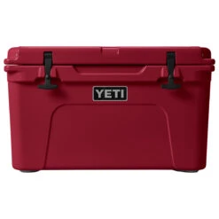Yeti Tundra 45 Cooler 9 Yeti Tundra 45 Cooler -Outdoor Equipment Store Tundra 45 Harvest Red front 3352 Layers F2